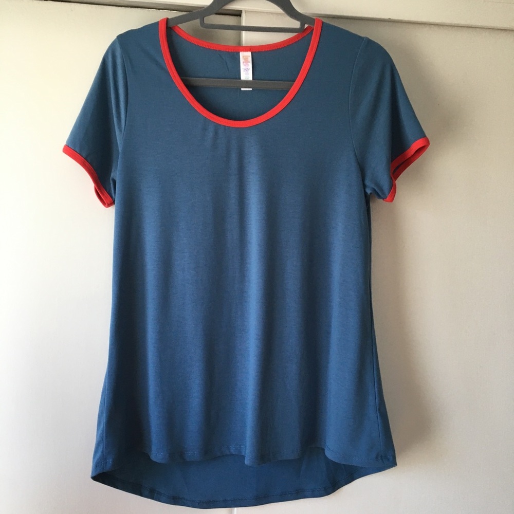 LulaRoe shirt size small Classic Tee blue red trim
